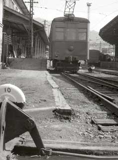 中津町駅