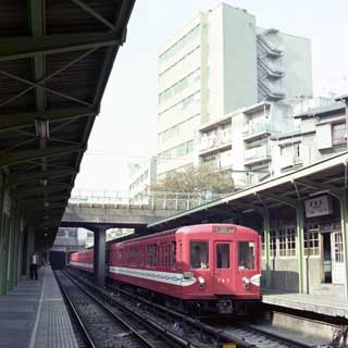 茗荷谷駅