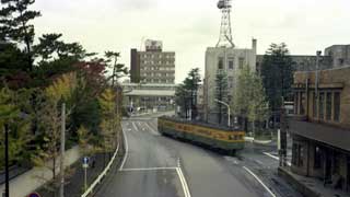 県庁前
