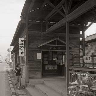 上田原駅入口